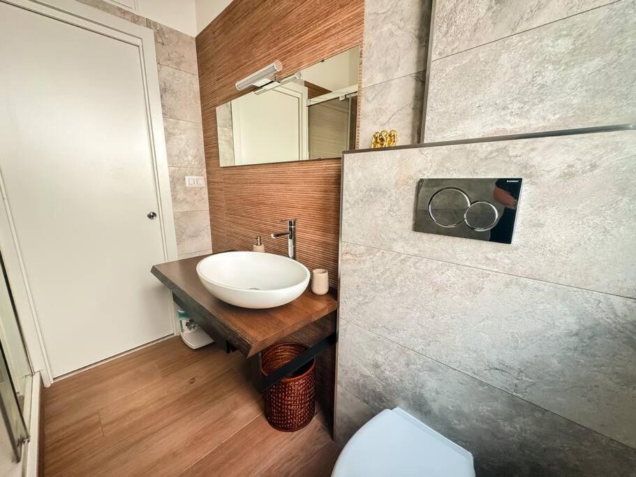 Ophelia Apartment Рим Екстериор снимка